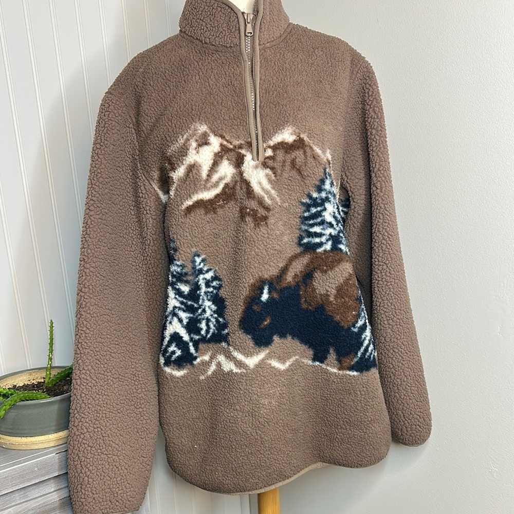 Old Navy Brown Zip Up Sweater with Mountain and Bear Design